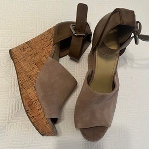 Marc Fisher wedges